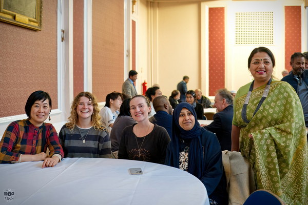 Capturing the Cambridge Multi-Cultural Iftar 8